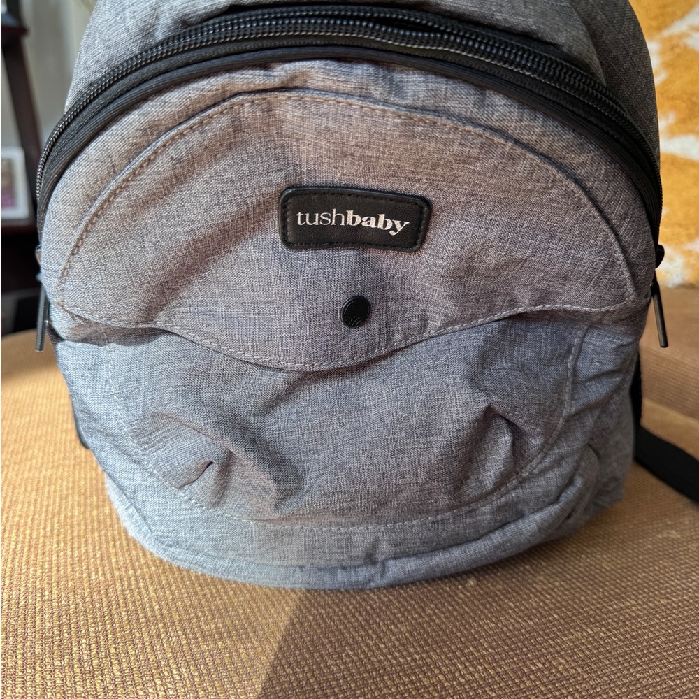 Tushbaby Brand-new
